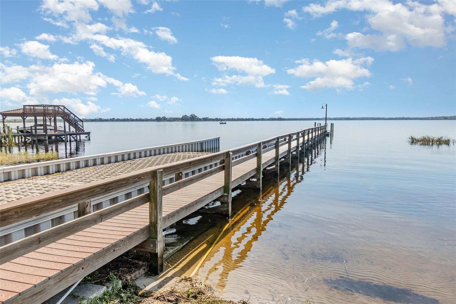 JOHNS LANDING PH 01 - Residential