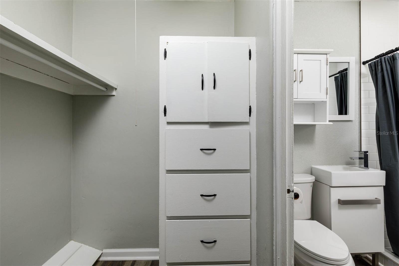 KENNEDYS SUB - Residential Income