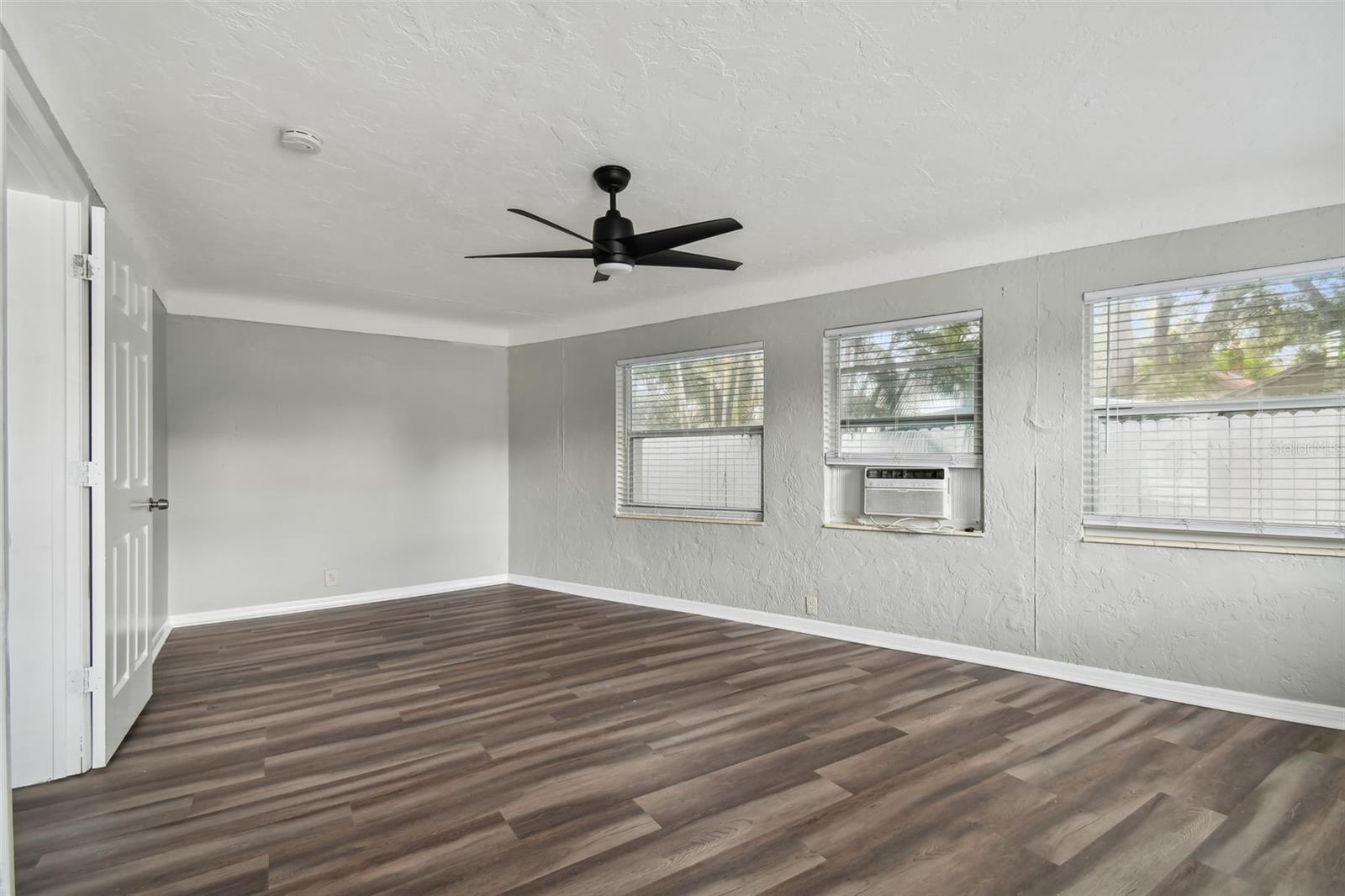 KENNEDYS SUB - Residential Income