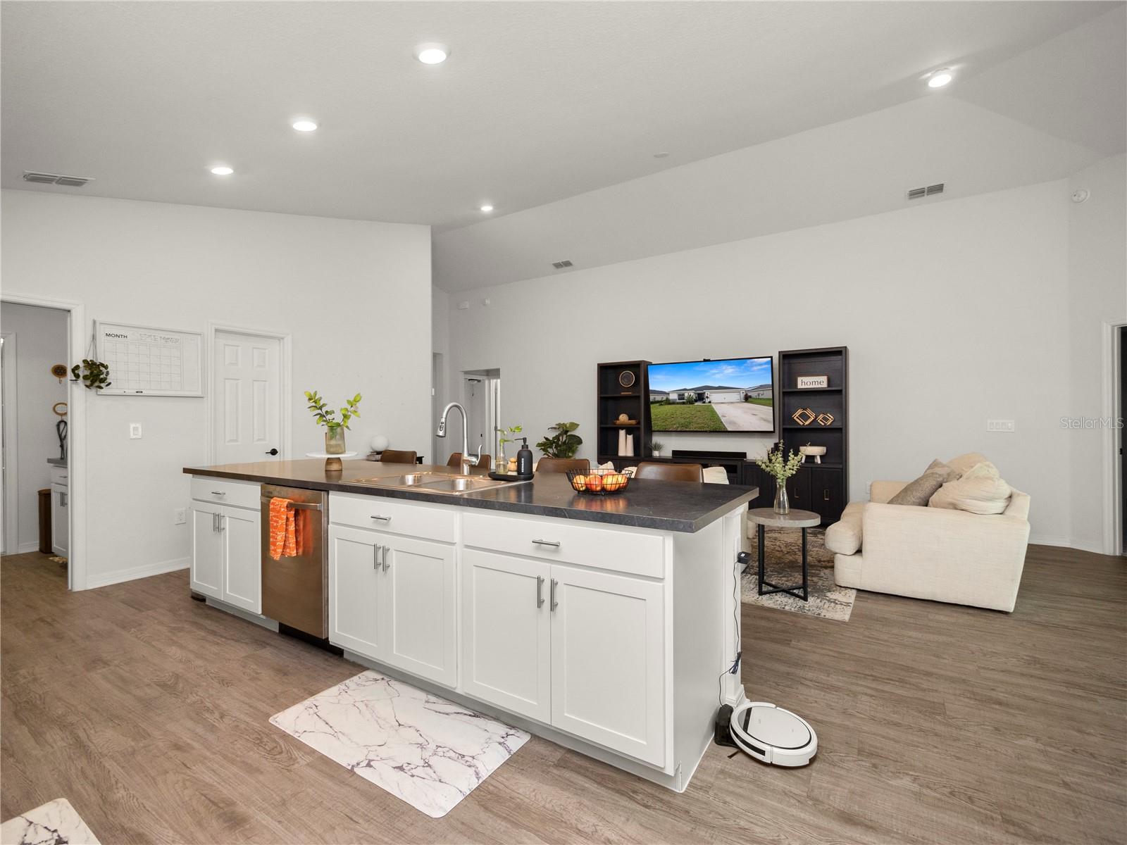 AUBURN COVE - Residential