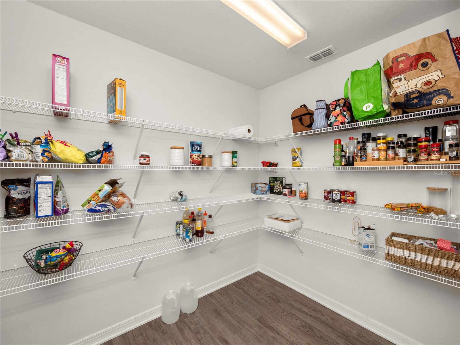 AUBURN COVE - Residential