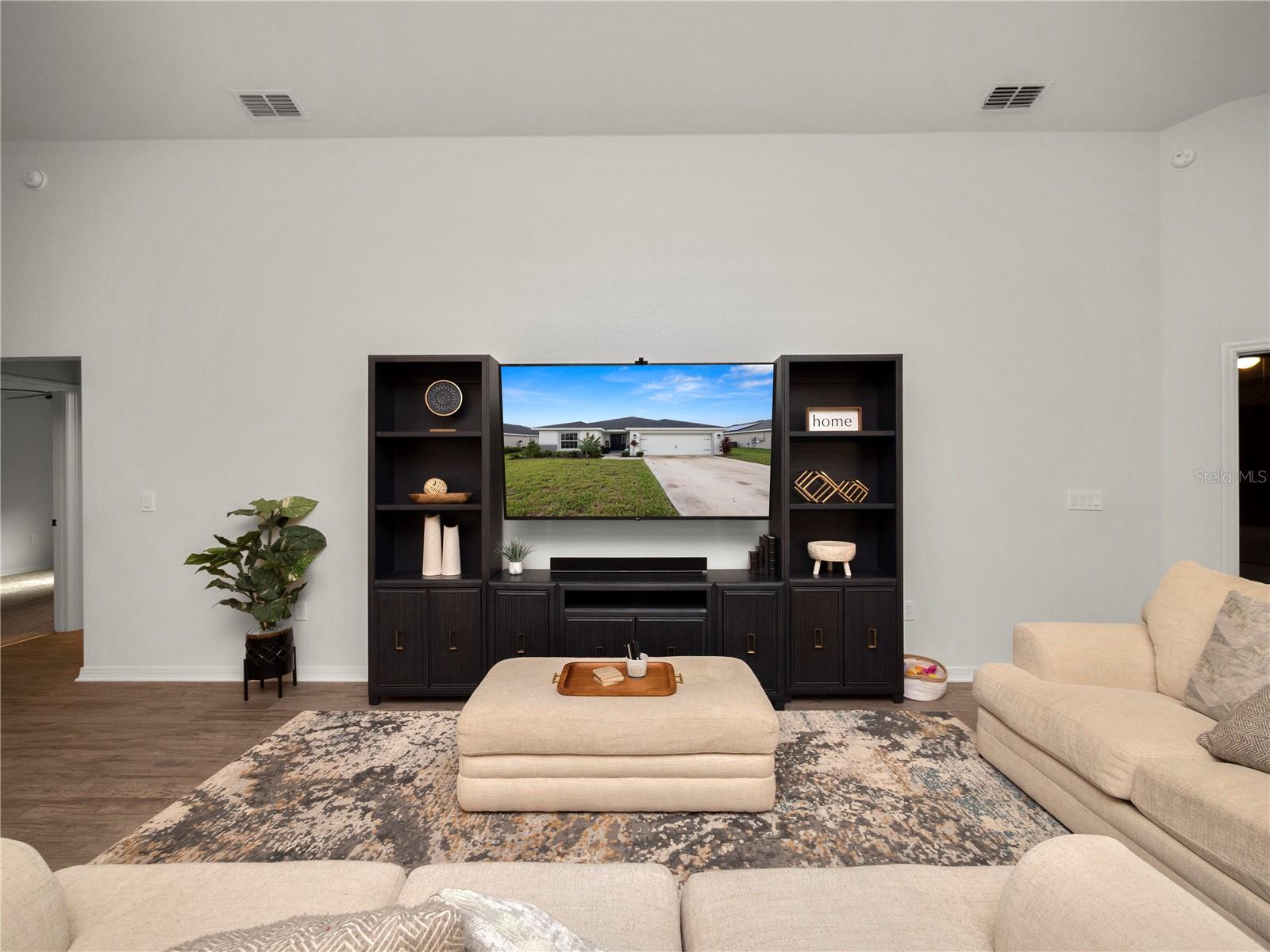 AUBURN COVE - Residential