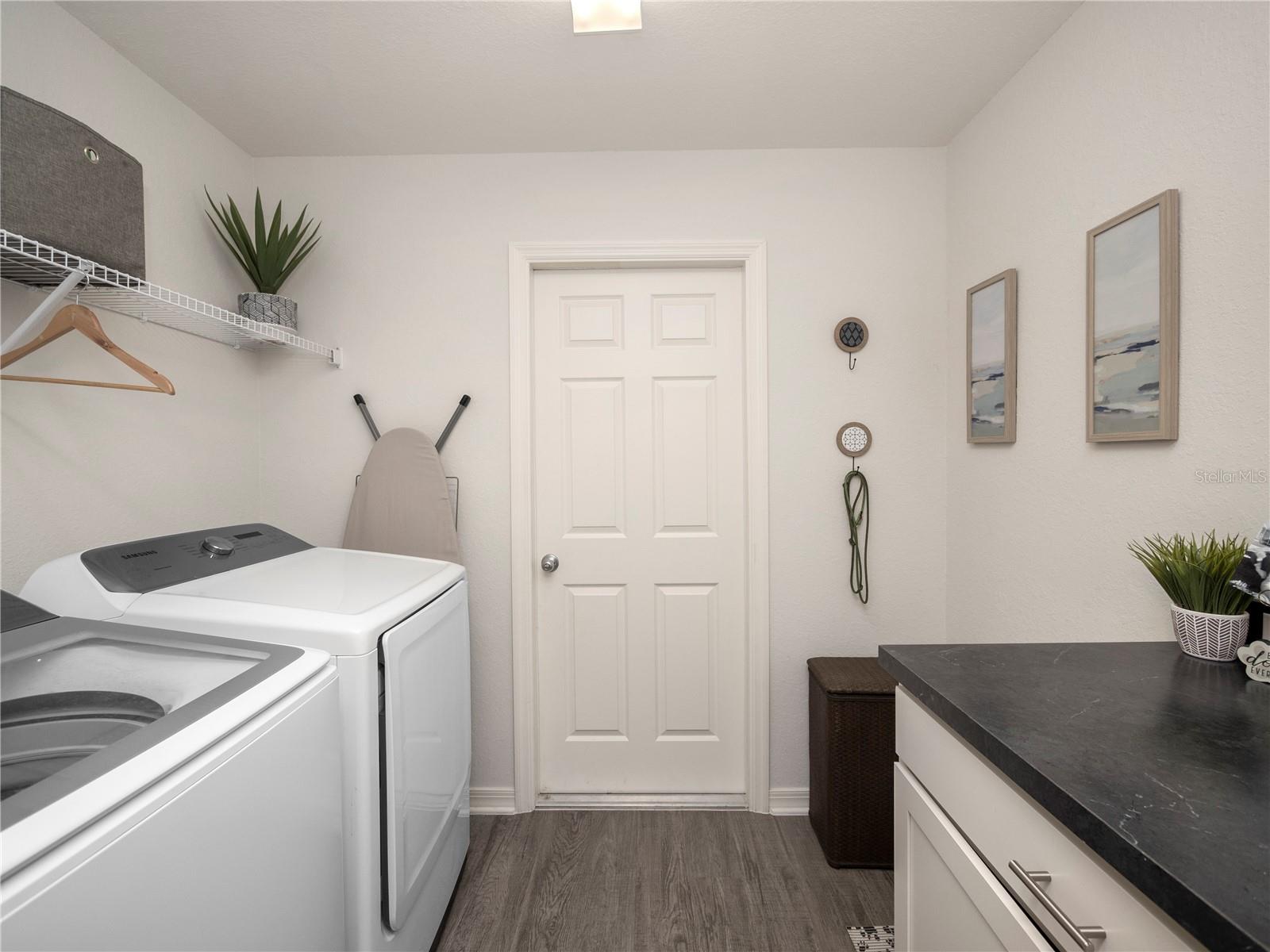 AUBURN COVE - Residential