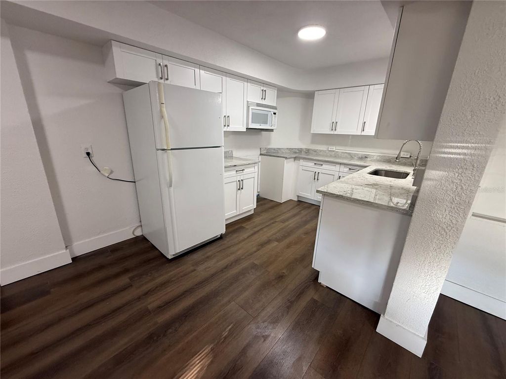 Photo of 5042 5th Street, Zephyrhills, FL 33542 (MLS # TB8449914)