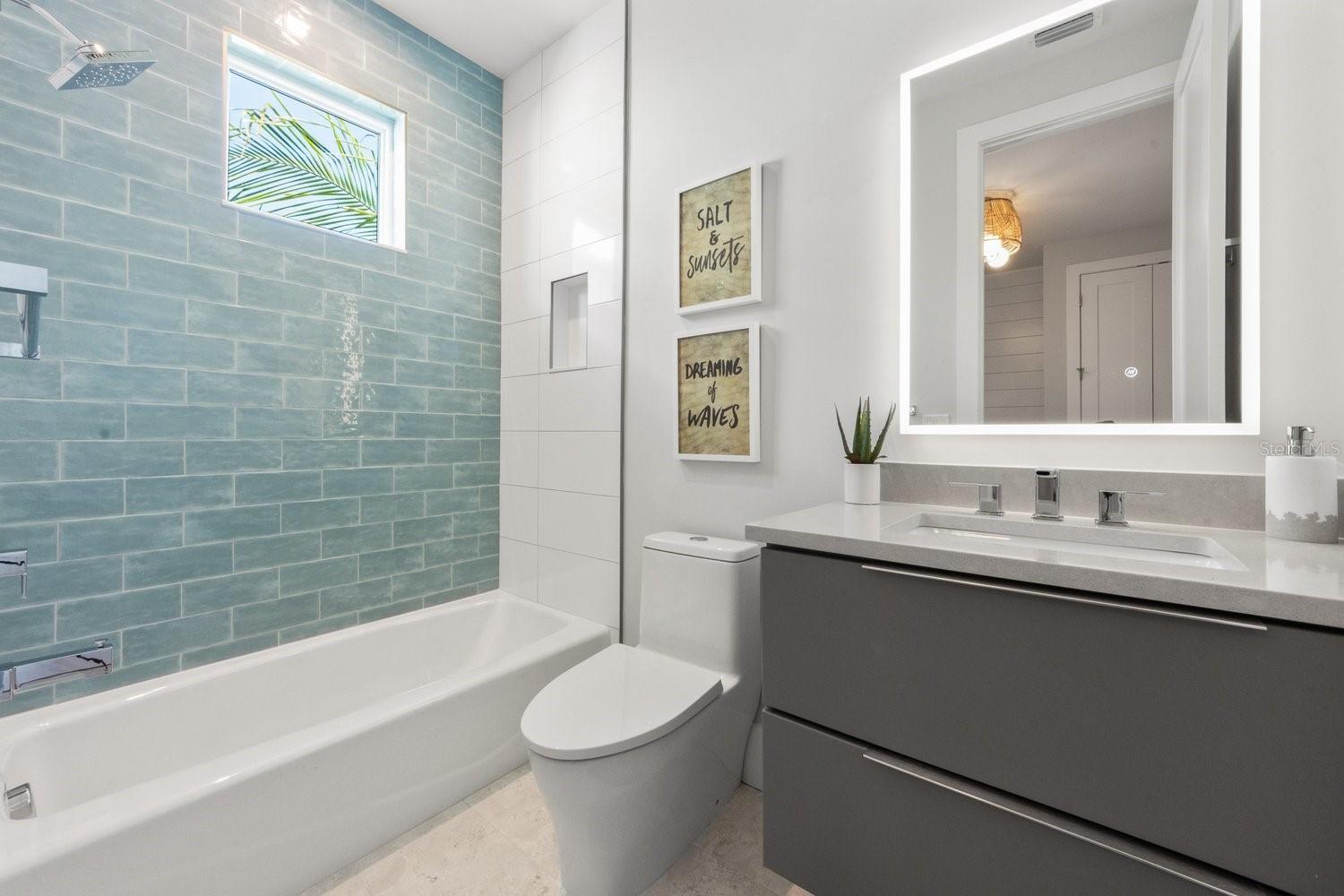 SHORE ACRES RESUBDIVIDED - Residential