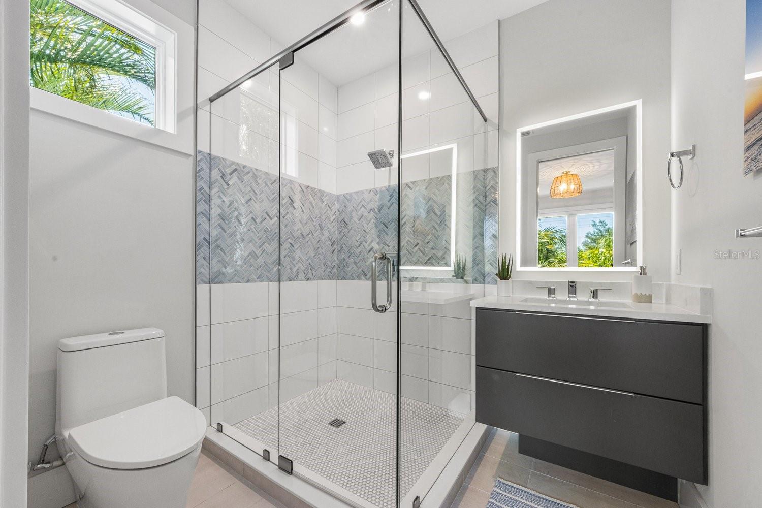 SHORE ACRES RESUBDIVIDED - Residential