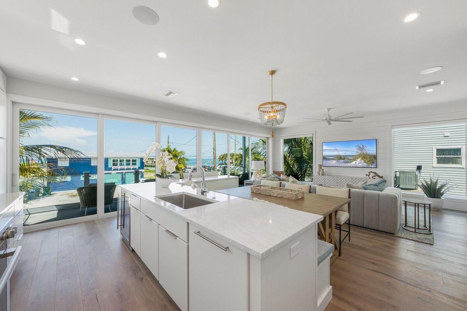 SHORE ACRES RESUBDIVIDED - Residential