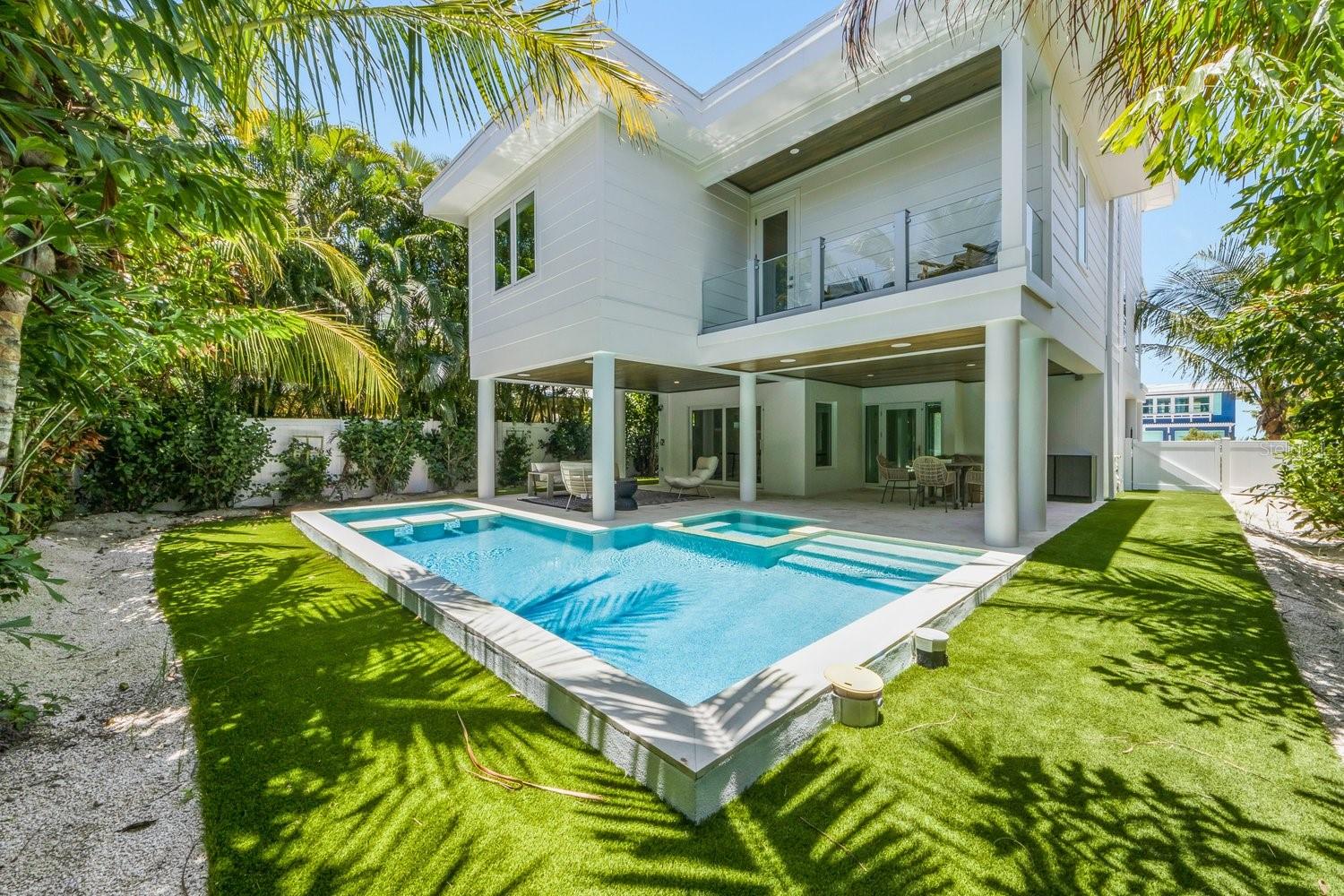 SHORE ACRES RESUBDIVIDED - Residential