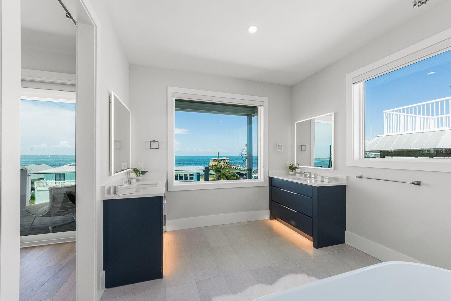 SHORE ACRES RESUBDIVIDED - Residential