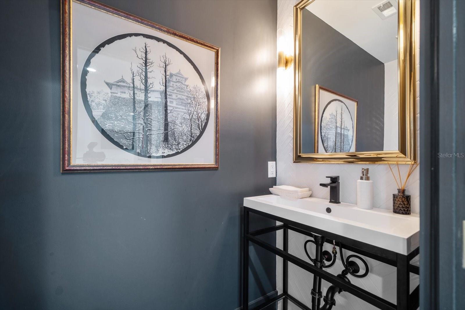 BELLEAIR ESTATES - Residential