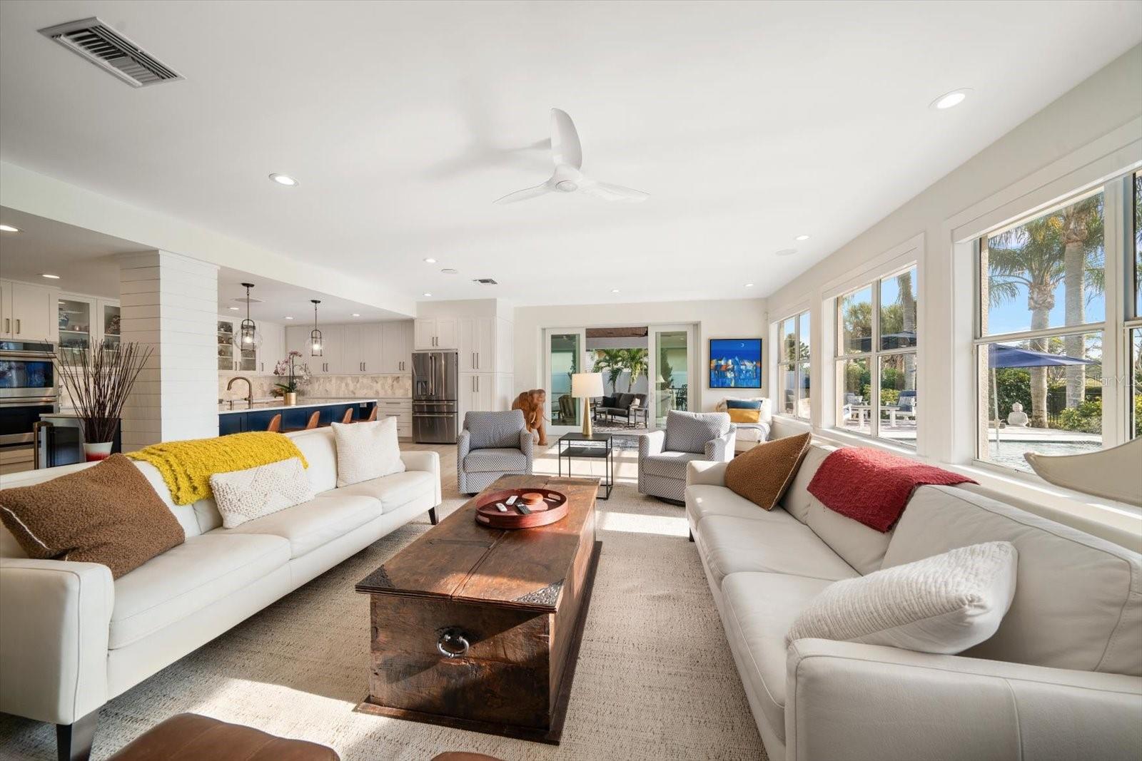 BELLEAIR ESTATES - Residential