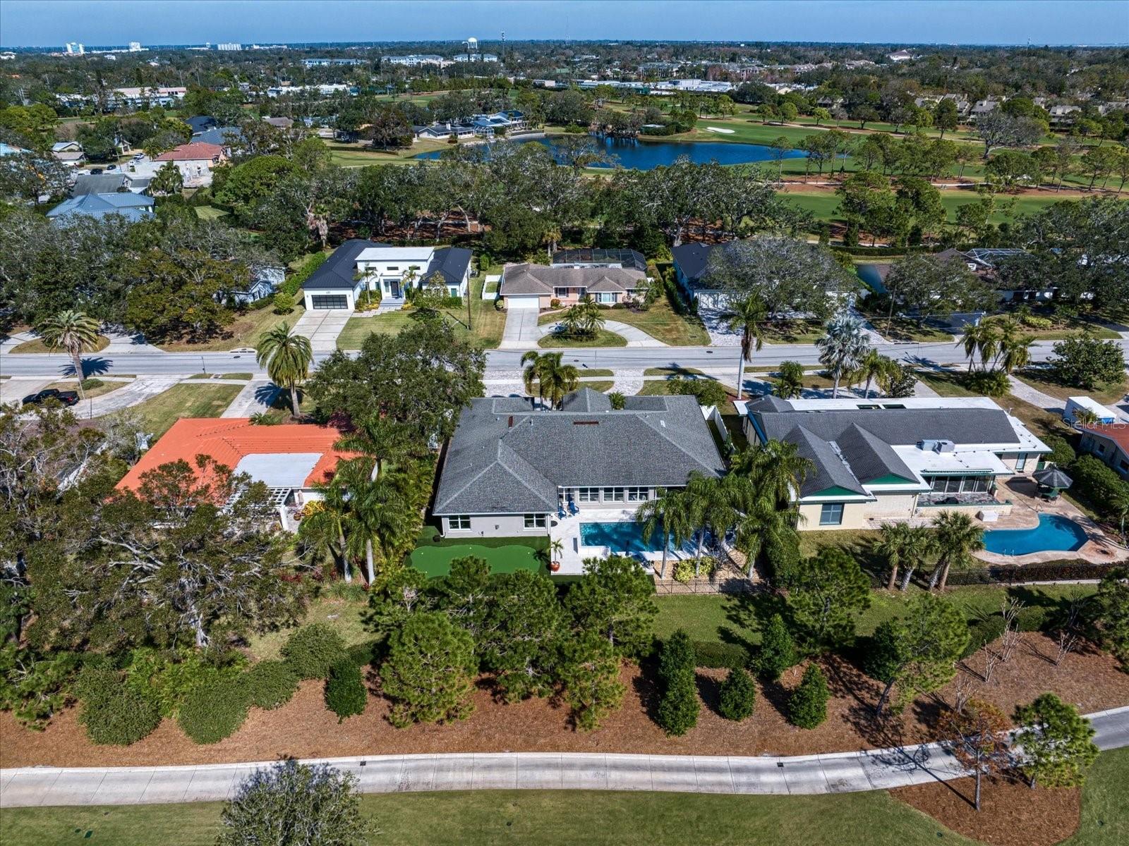 BELLEAIR ESTATES - Residential