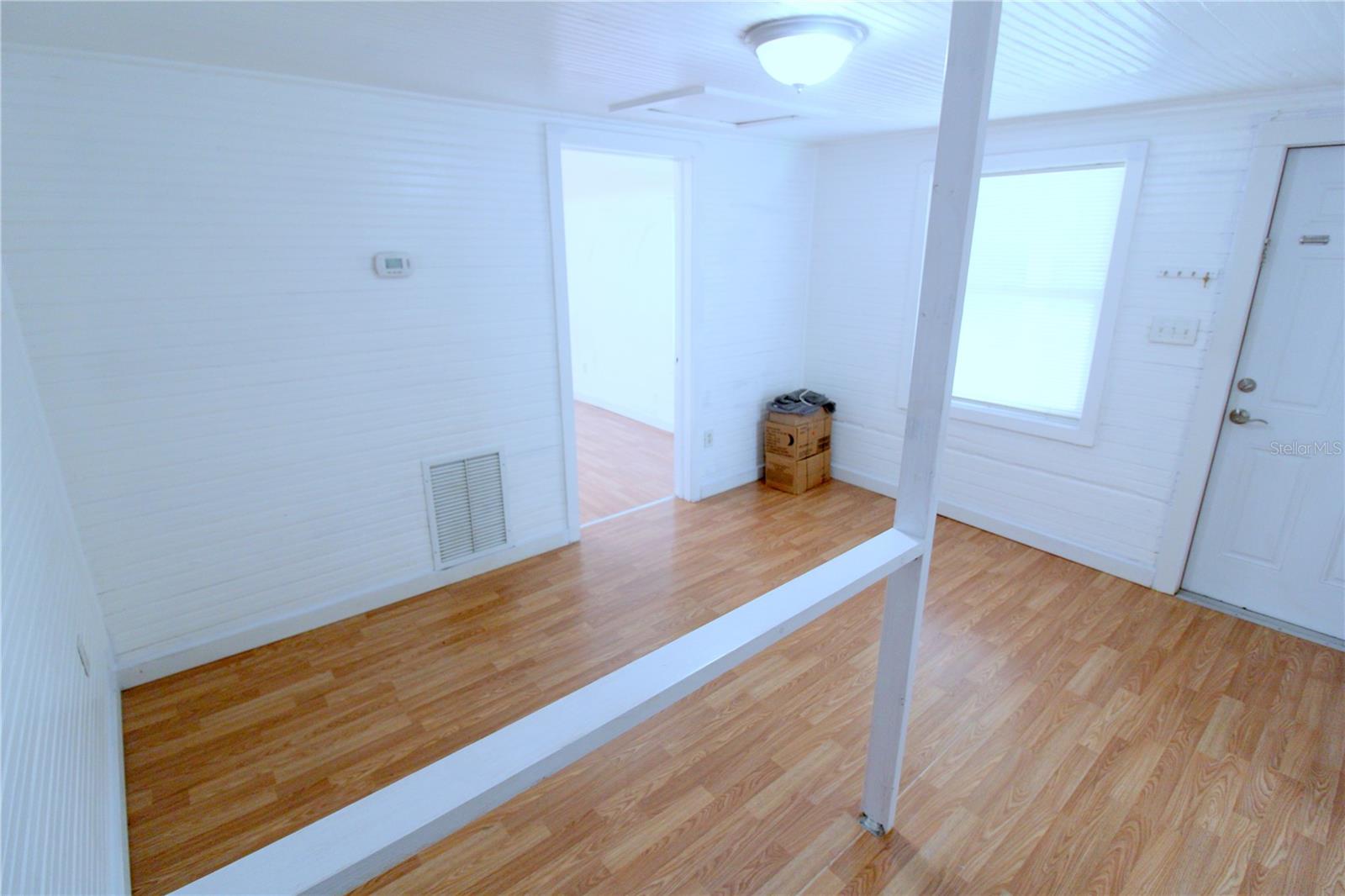575 NE 33RD STREET