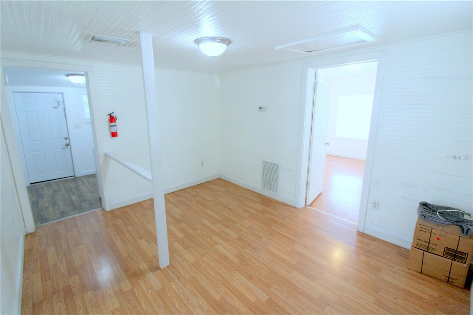 575 NE 33RD STREET