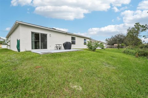 A home in POINCIANA