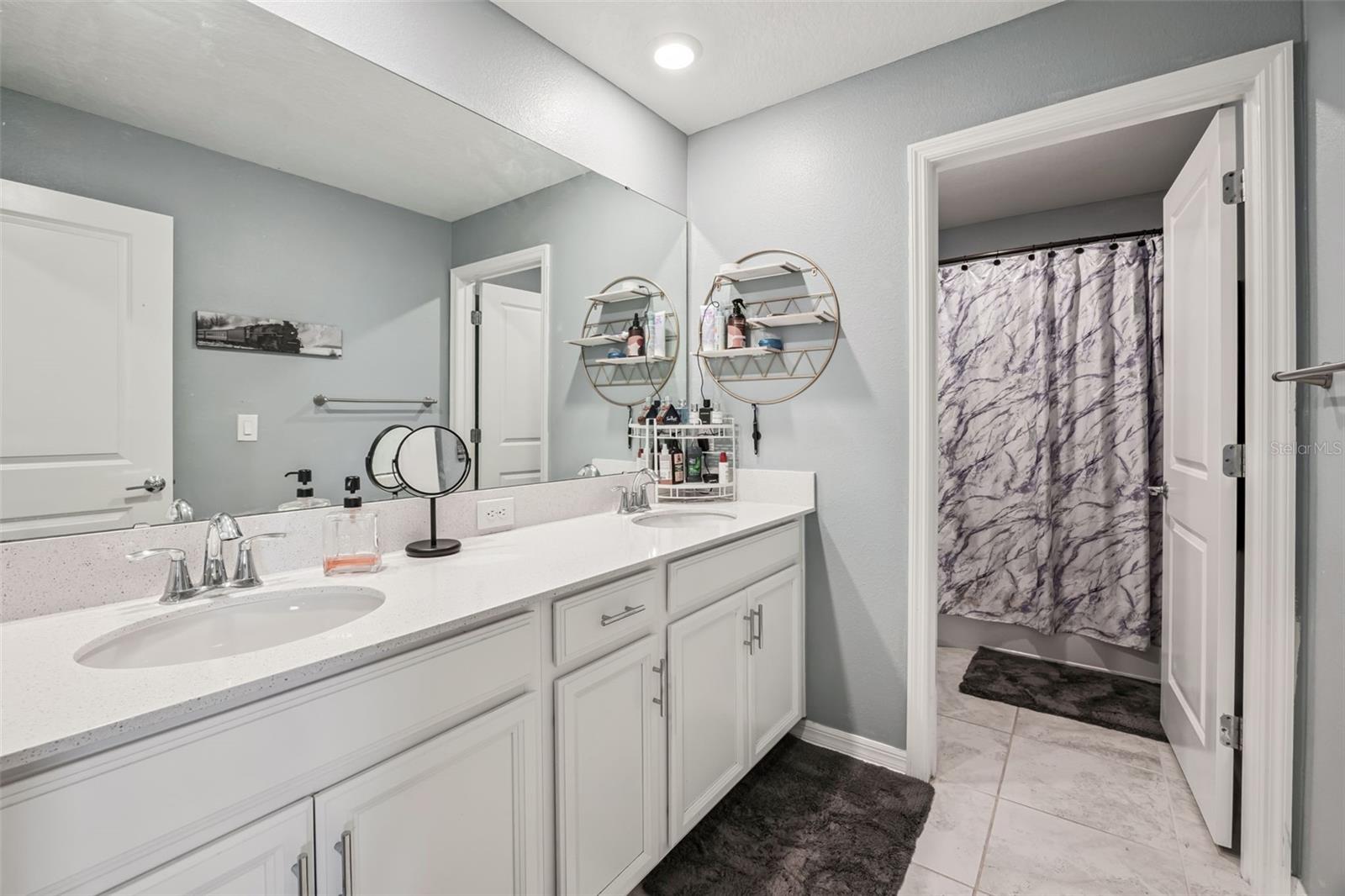 STONEYBROOK HILLS - Residential