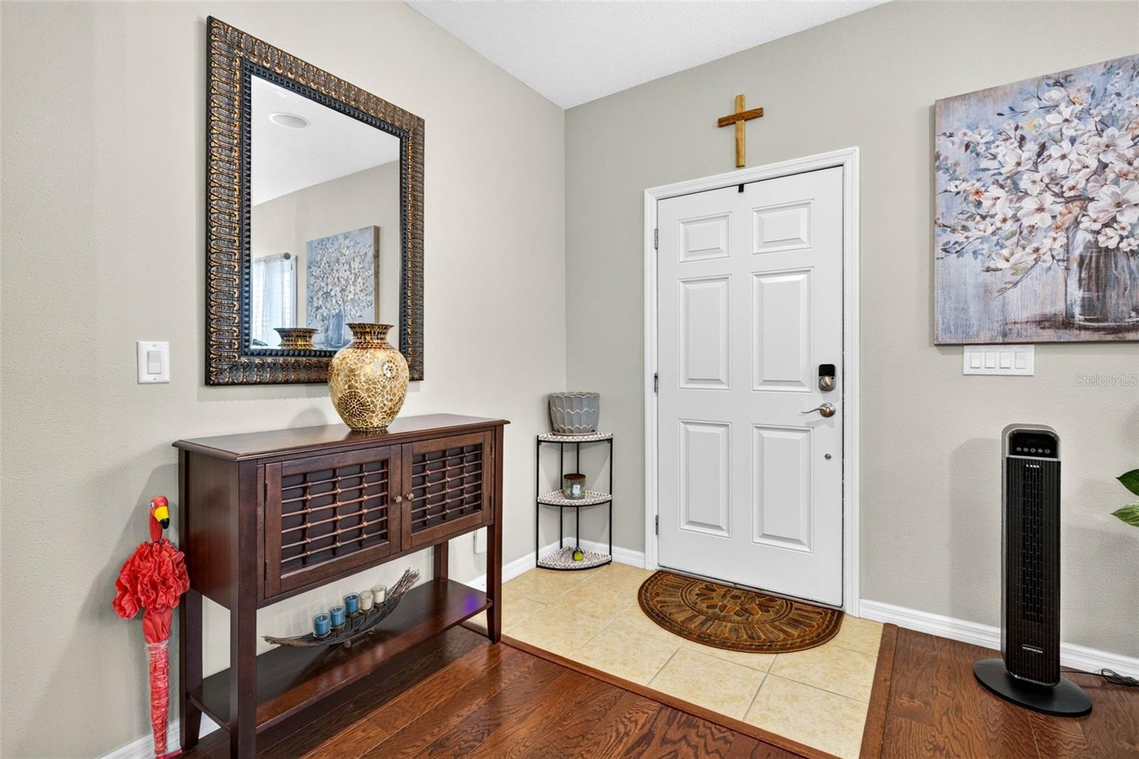 119 N BETTY LANE