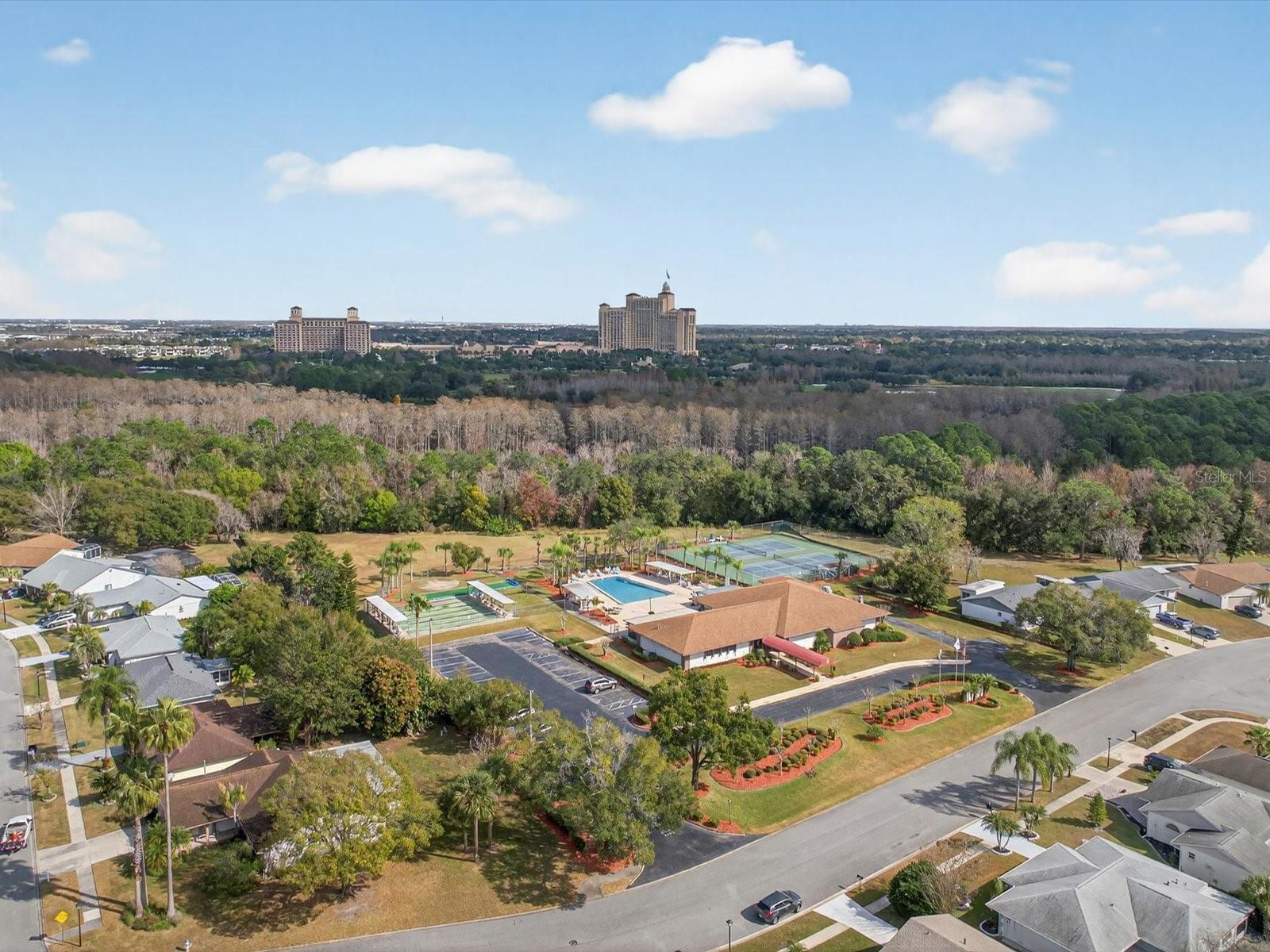 SOMERSET VILLAGE - Residential