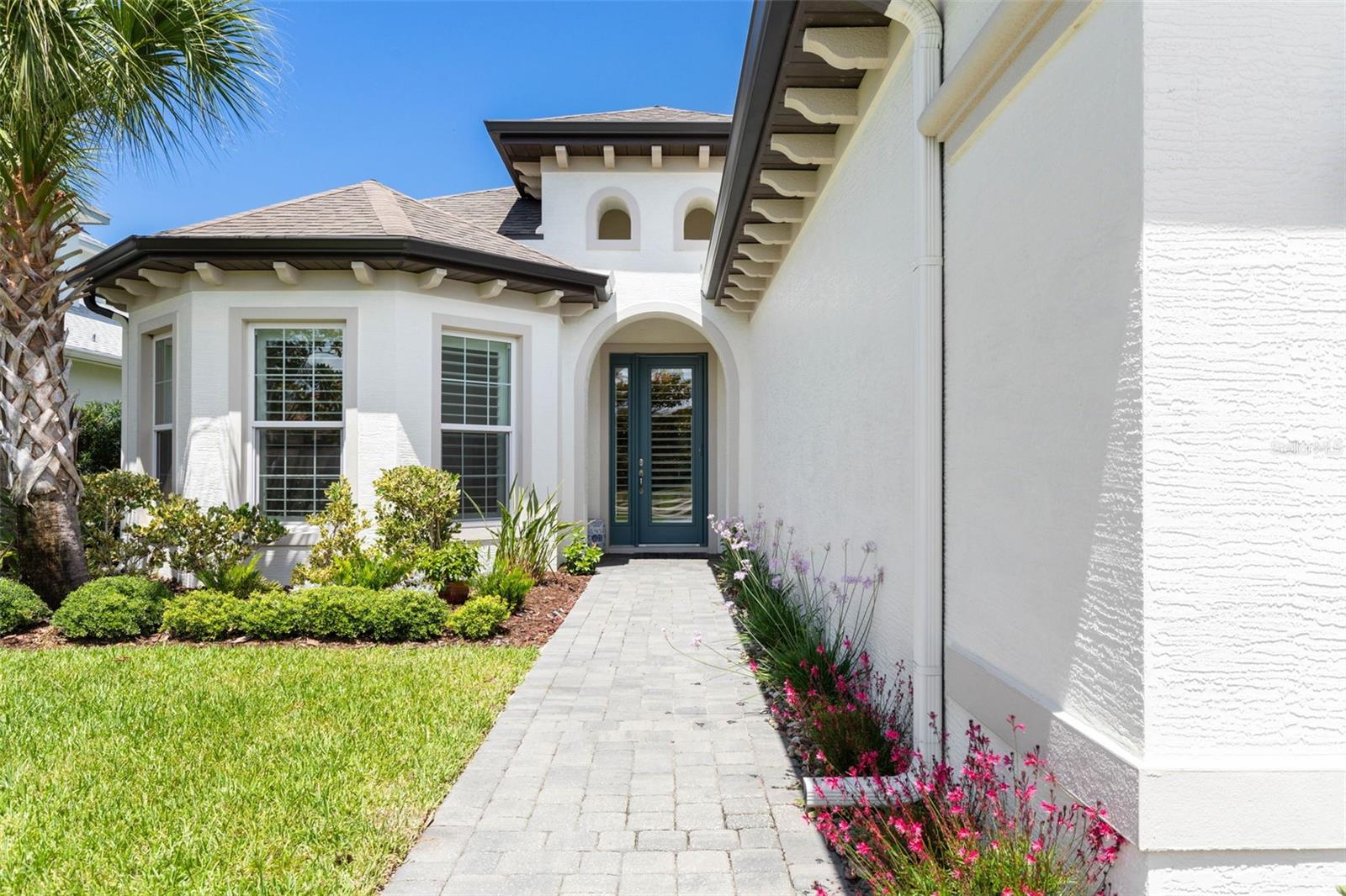 60 N LAKEWALK DRIVE