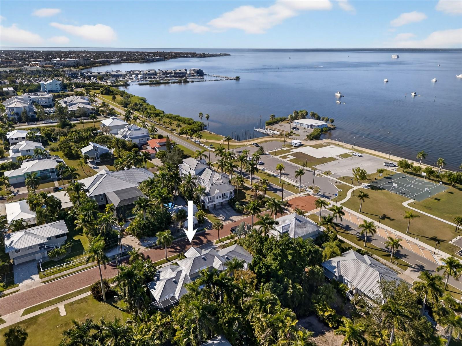 PUNTA GORDA - Residential