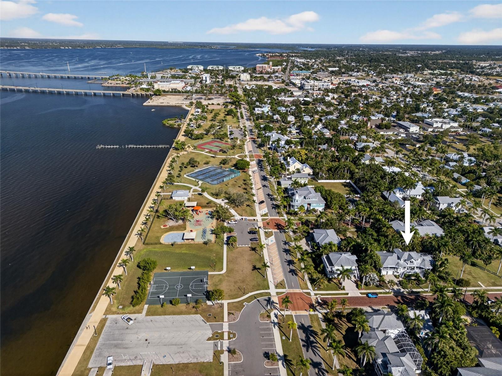 PUNTA GORDA - Residential