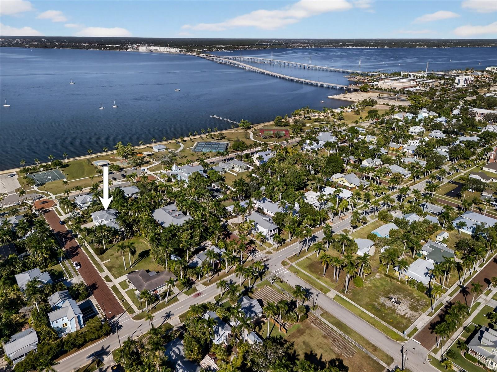 PUNTA GORDA - Residential