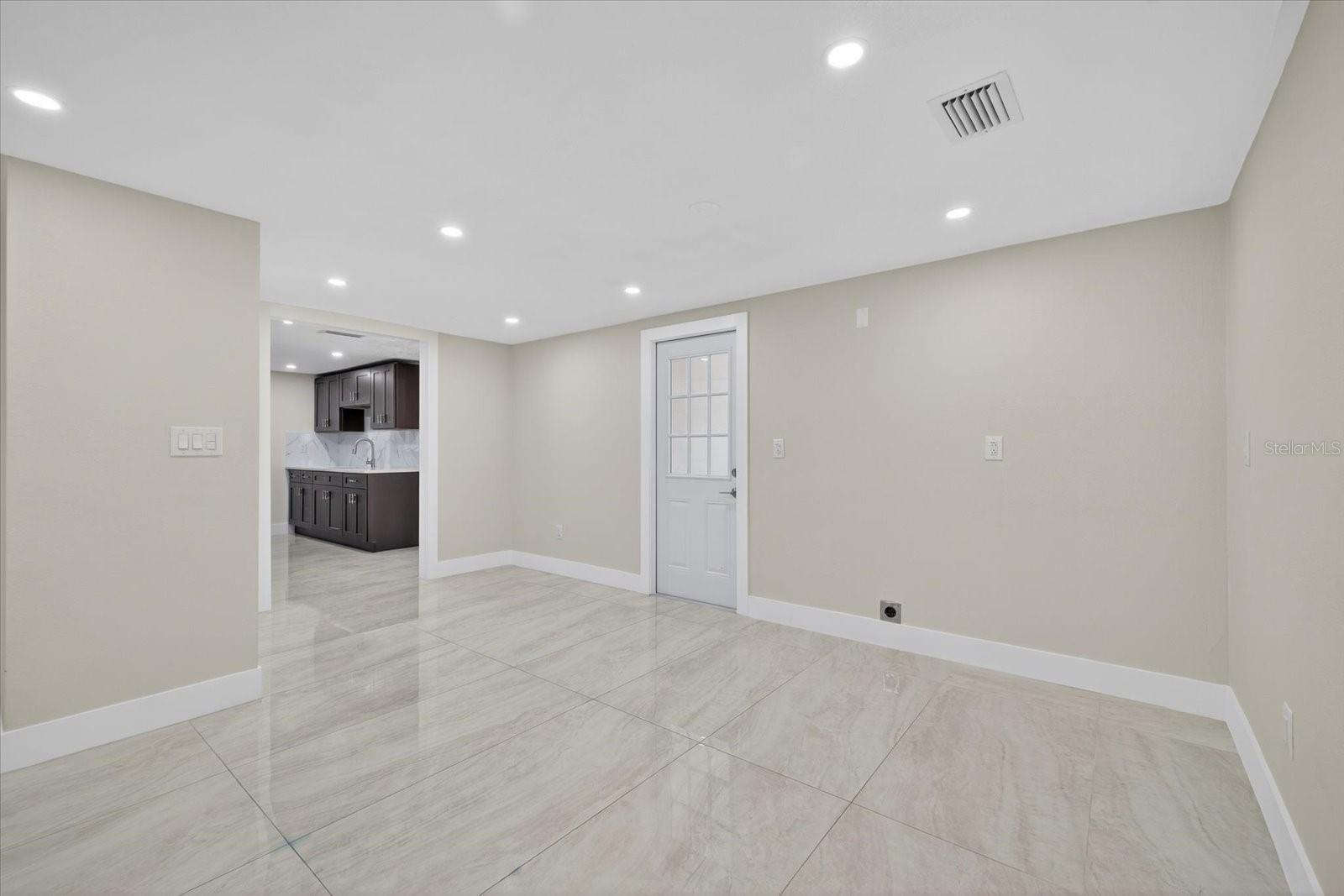 GULF HIGHLANDS - Residential