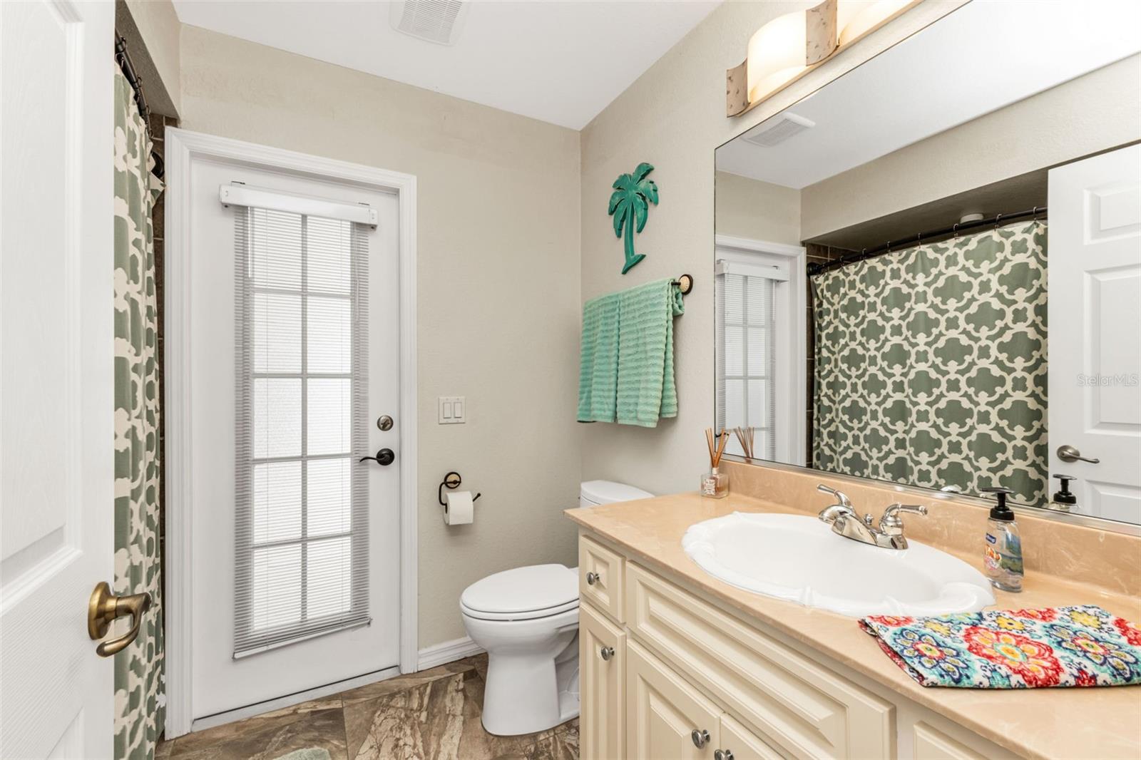 PUNTA GORDA ISLES SEC 18 - Residential