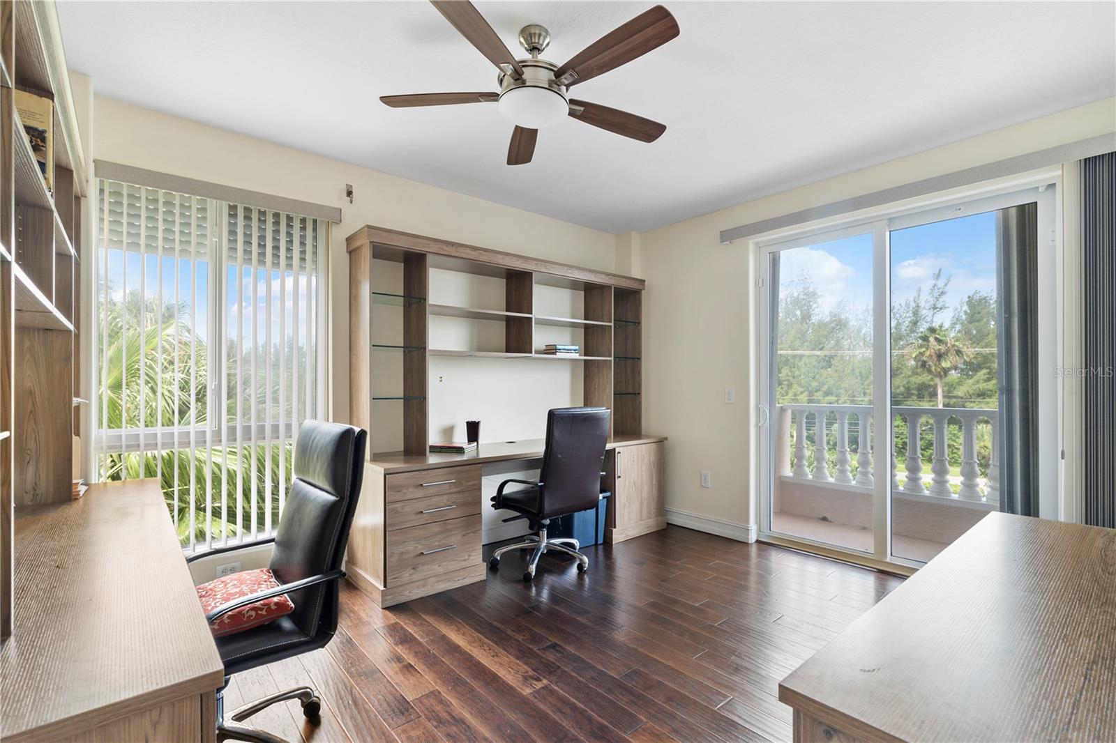 OCEANIQUE OCEANFRONT A CONDO - Residential