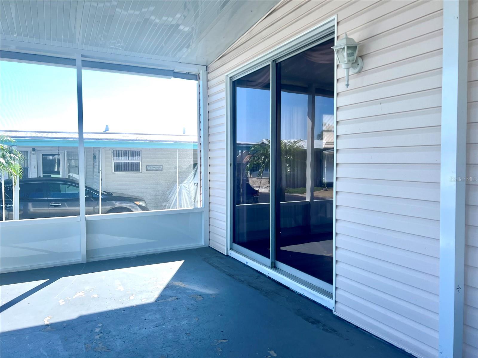 PALM HILL MOBILE HOME PARK UNREC - Residential Lease