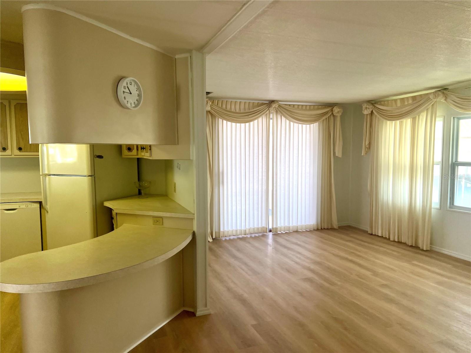 PALM HILL MOBILE HOME PARK UNREC - Residential Lease