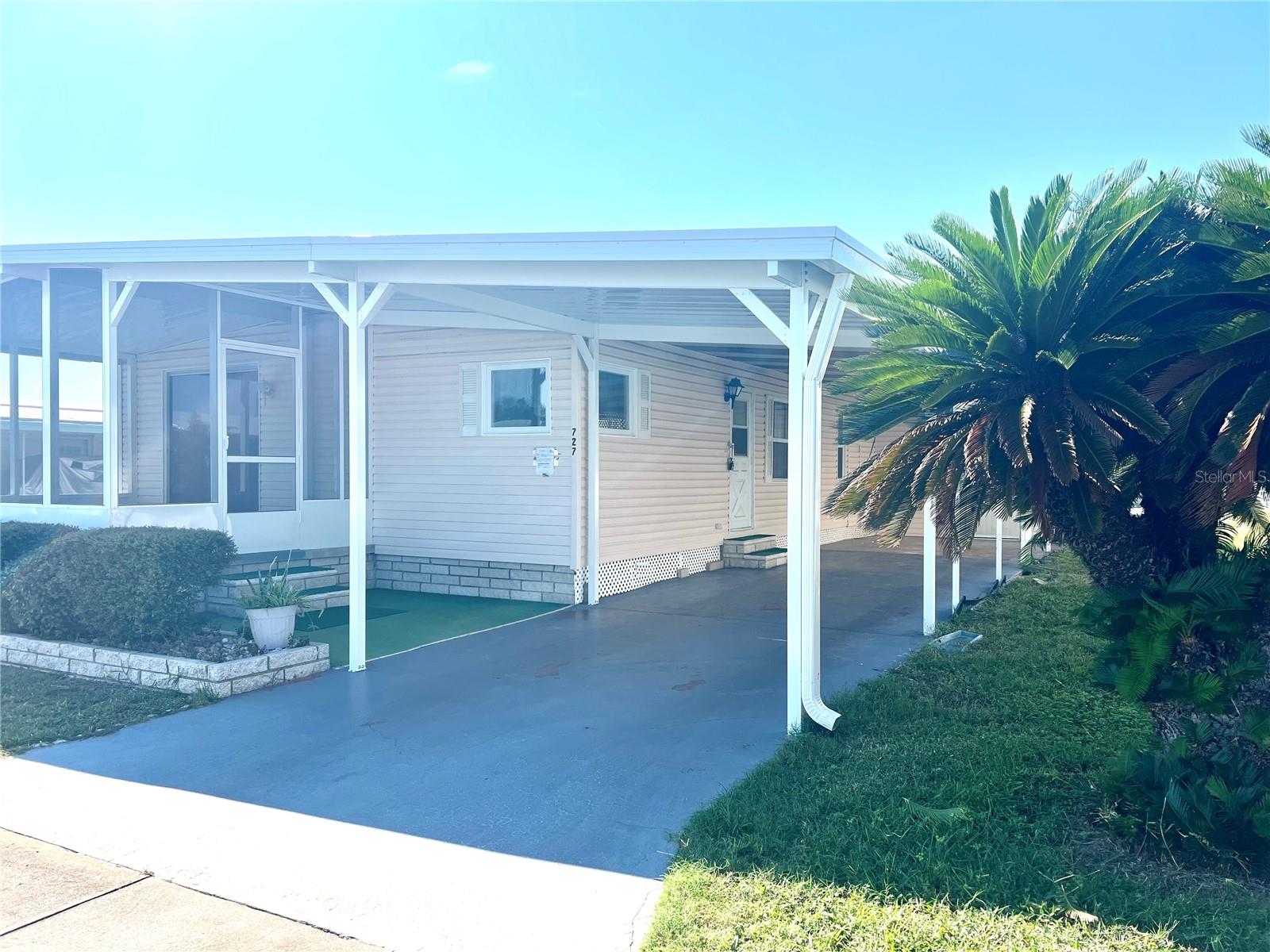 PALM HILL MOBILE HOME PARK UNREC - Residential Lease
