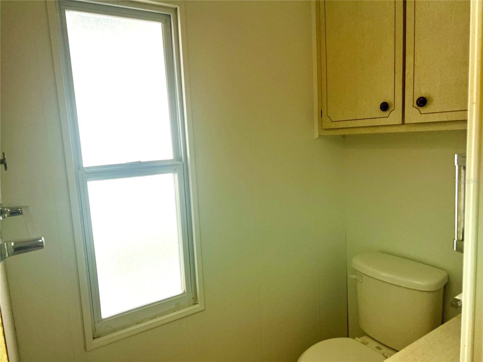 PALM HILL MOBILE HOME PARK UNREC - Residential Lease
