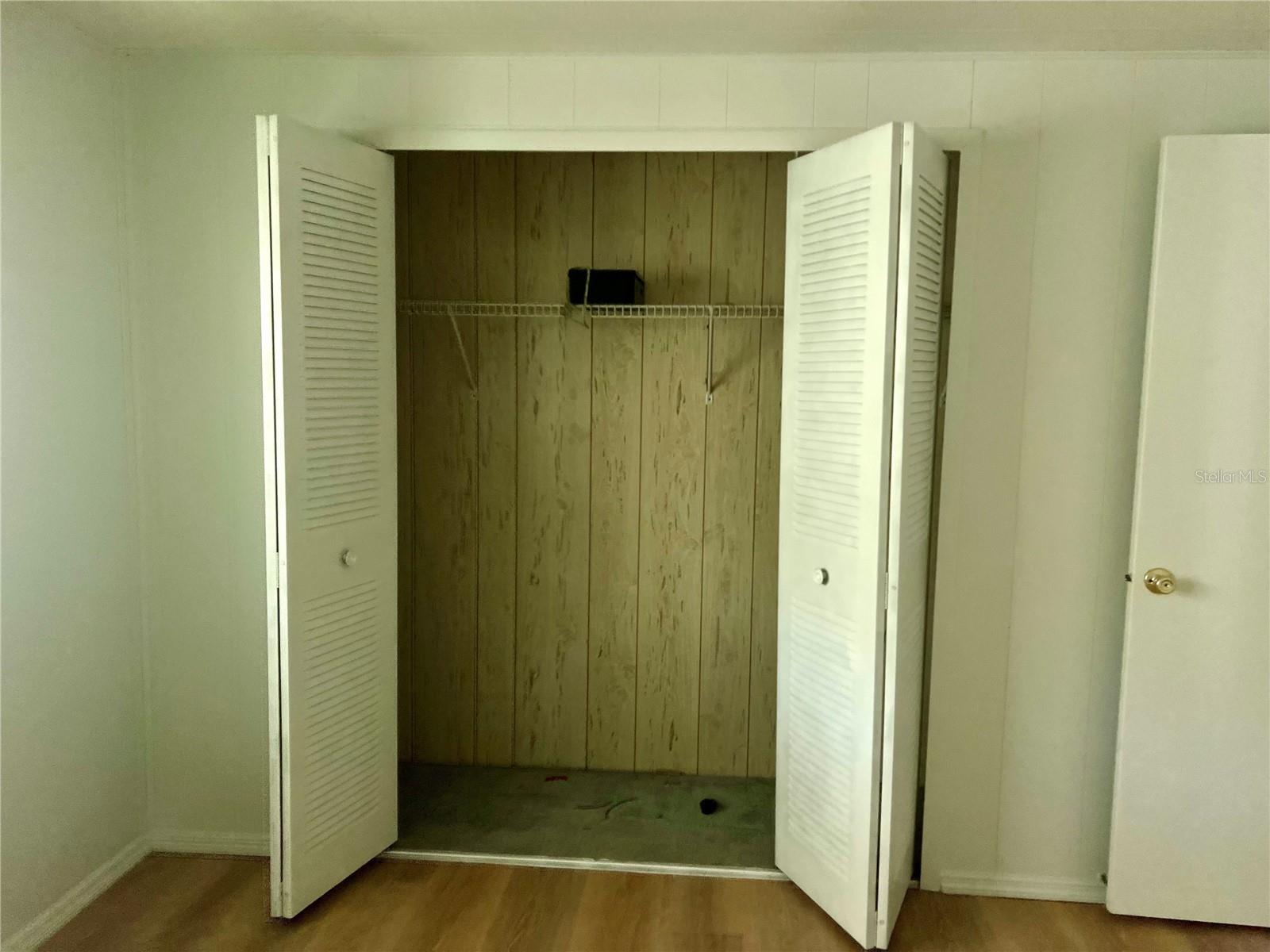 PALM HILL MOBILE HOME PARK UNREC - Residential Lease