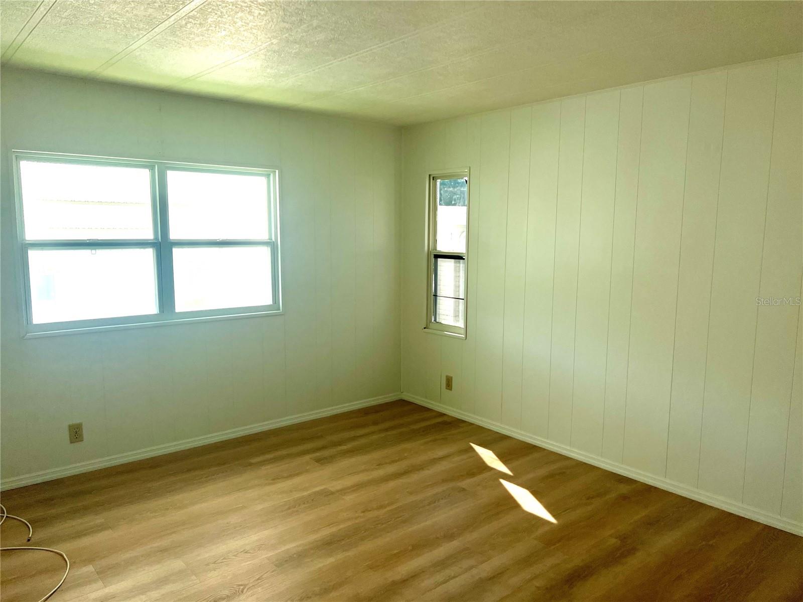 PALM HILL MOBILE HOME PARK UNREC - Residential Lease