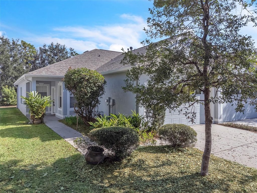 Photo of 6927 Surrey Hill Place, Apollo Beach, FL 33572 (MLS # TB8449516)