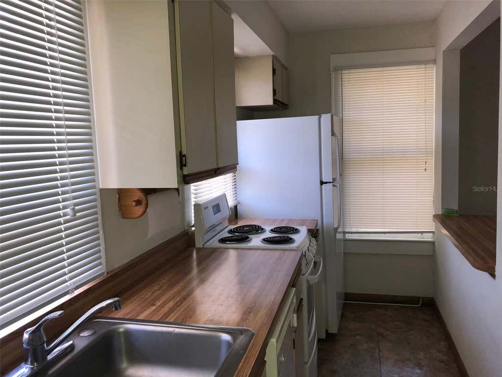 Photo of 1243 E Ridgewood Street, Orlando, FL 32803 (MLS # O6432385)