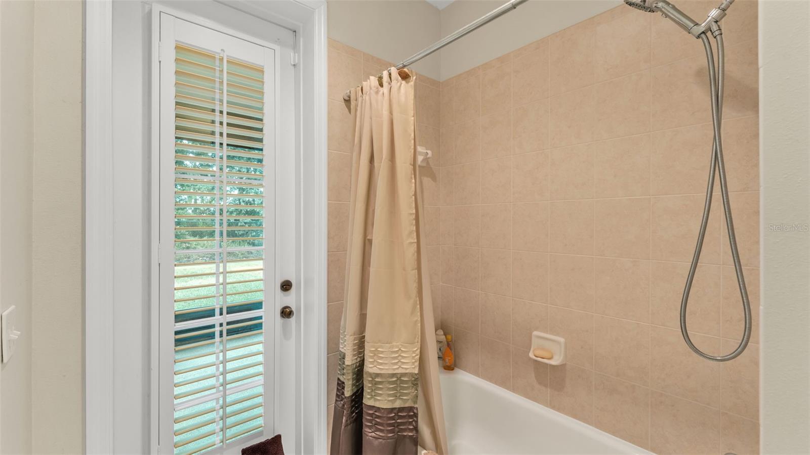 COUNTRY WALK LAKE REGION - Residential