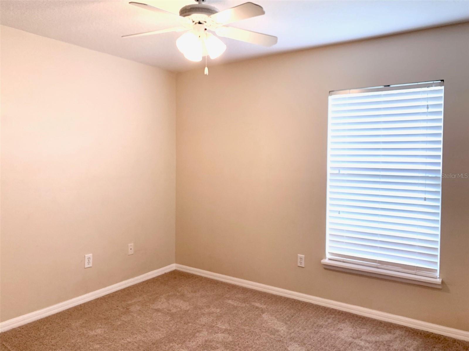 CHASE GROVES UNIT 3 - Residential Lease