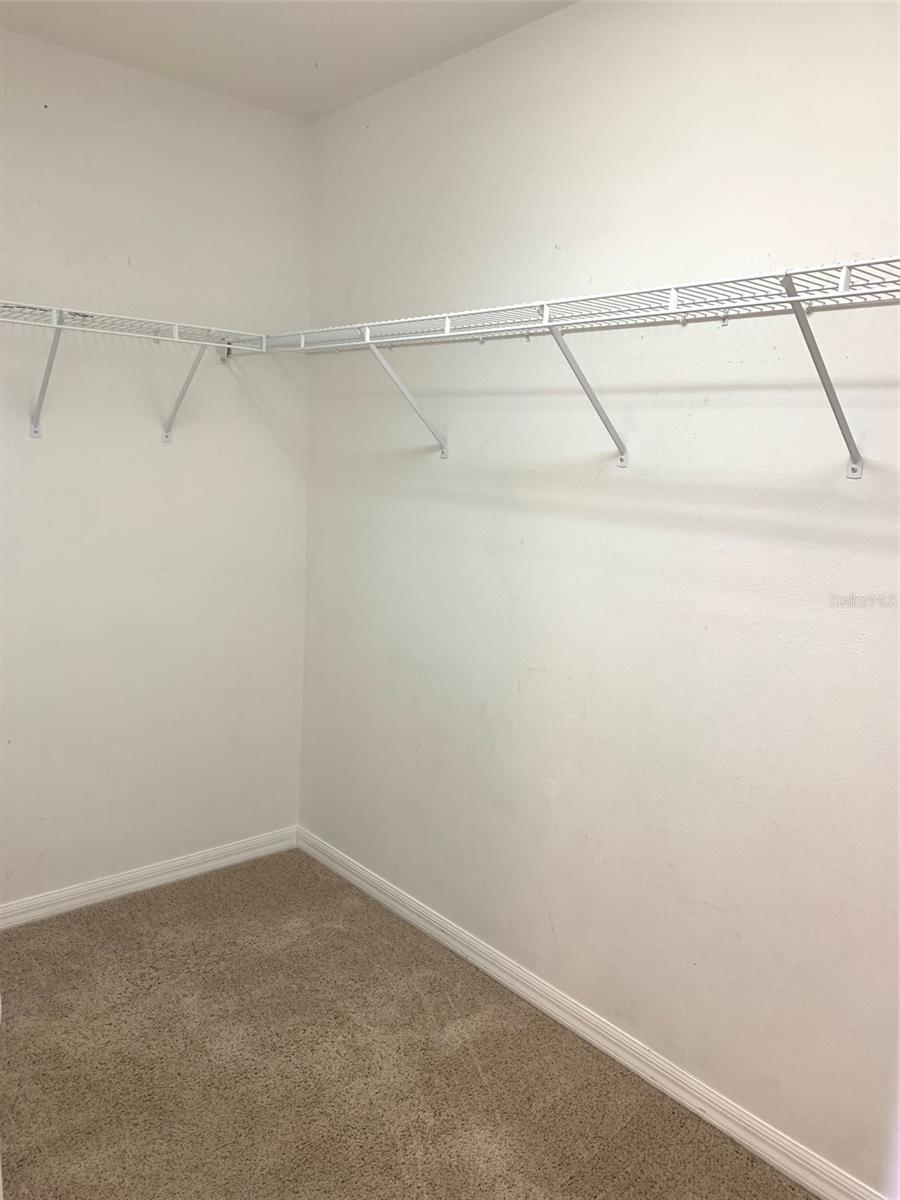 CHASE GROVES UNIT 3 - Residential Lease