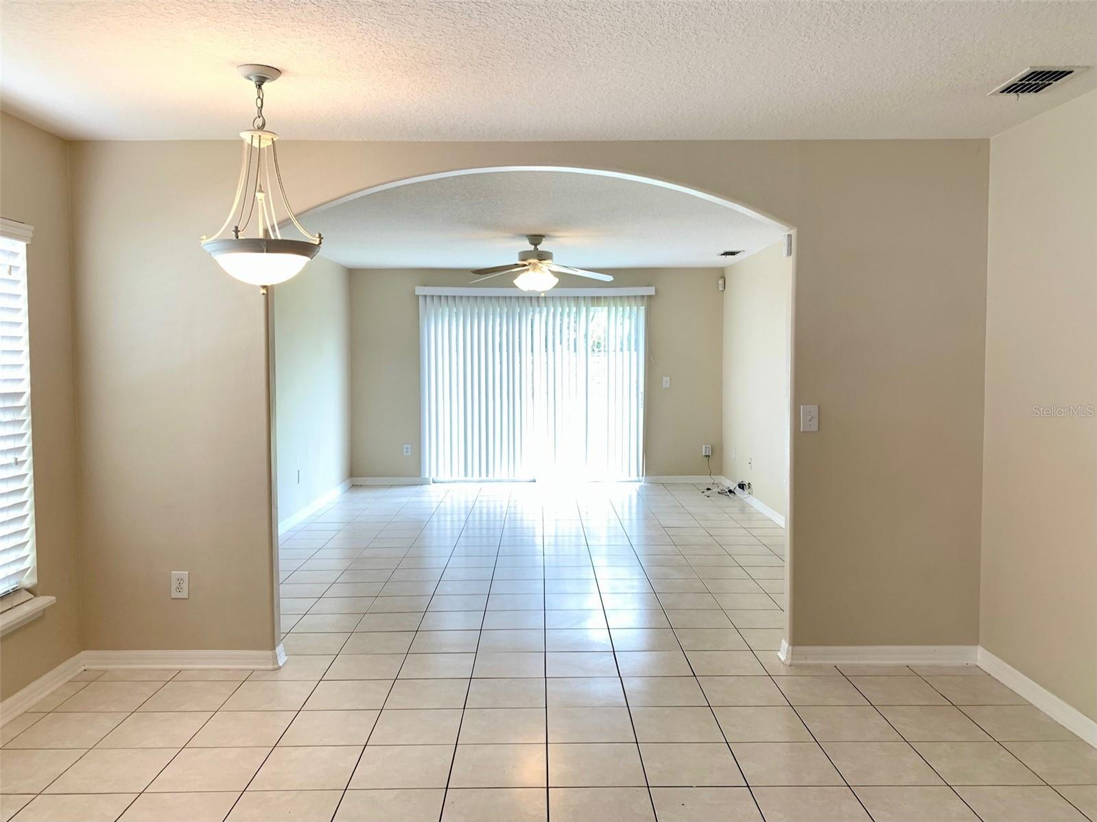 CHASE GROVES UNIT 3 - Residential Lease