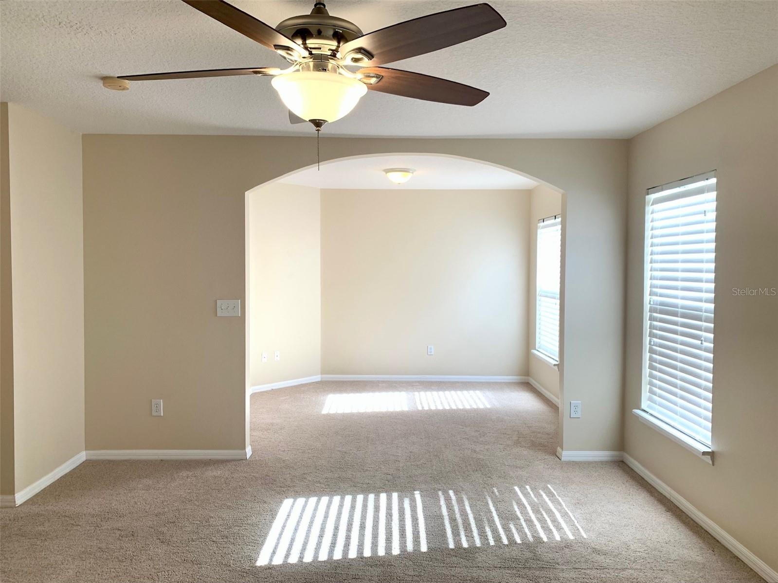 CHASE GROVES UNIT 3 - Residential Lease