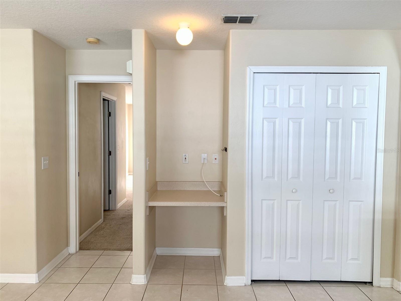 CHASE GROVES UNIT 3 - Residential Lease