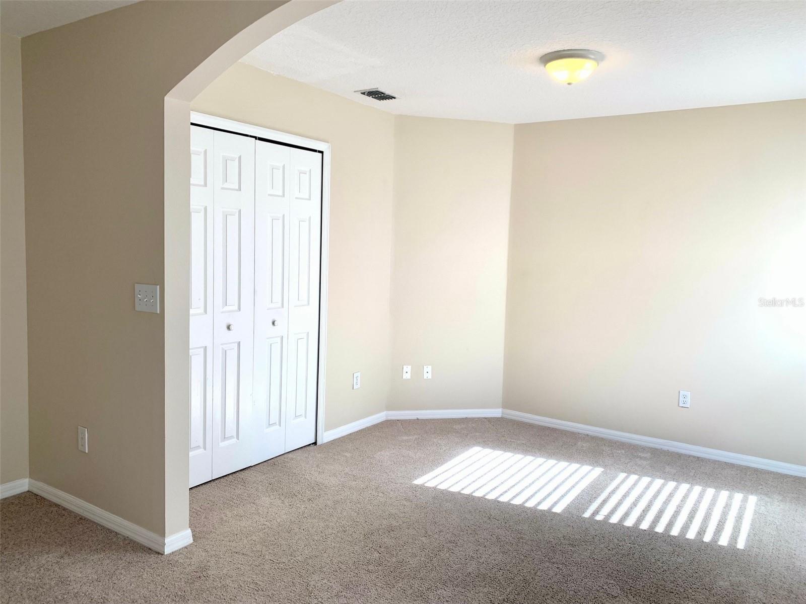 CHASE GROVES UNIT 3 - Residential Lease