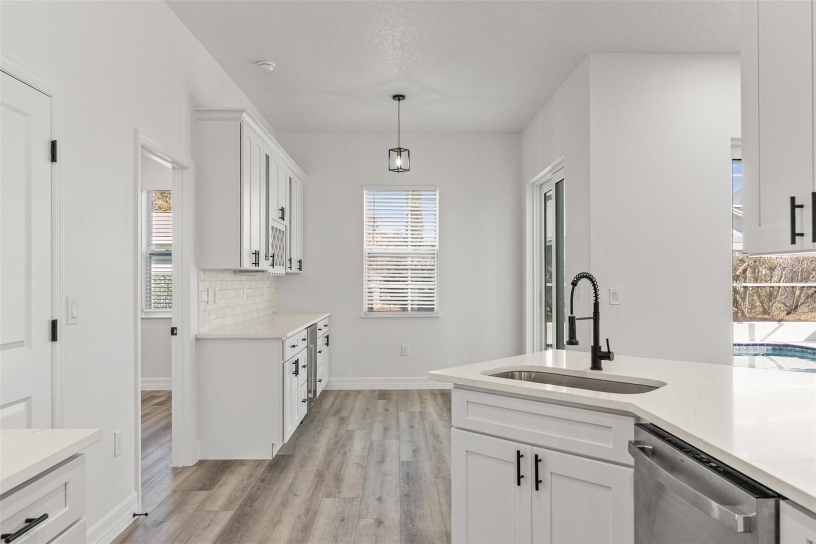 BEACON WOODS VILLAGE - Residential