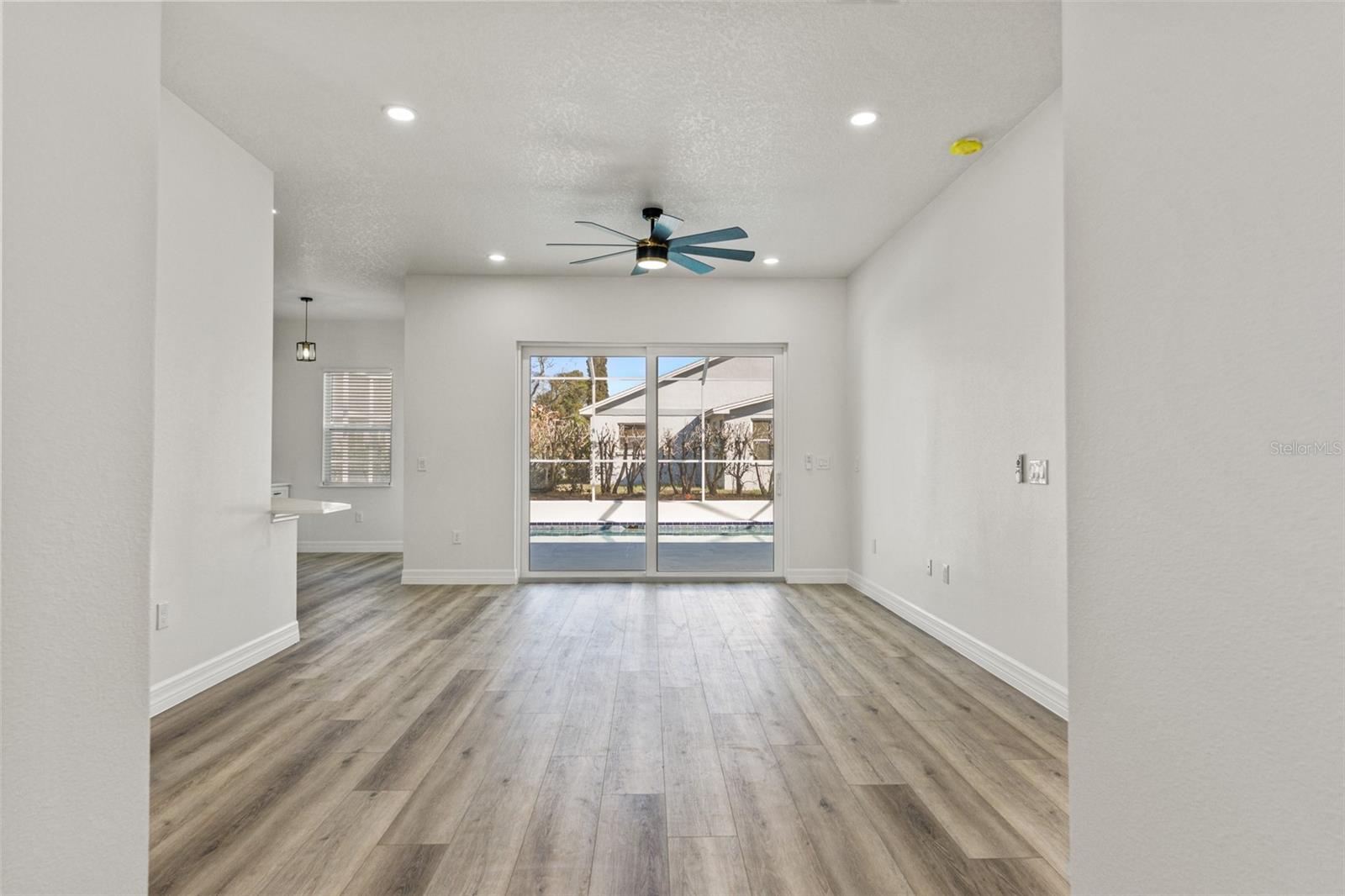 BEACON WOODS VILLAGE - Residential