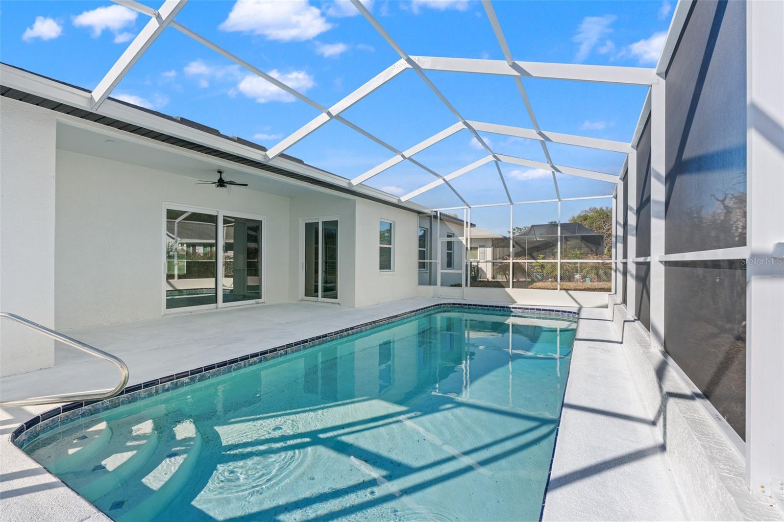 BEACON WOODS VILLAGE - Residential