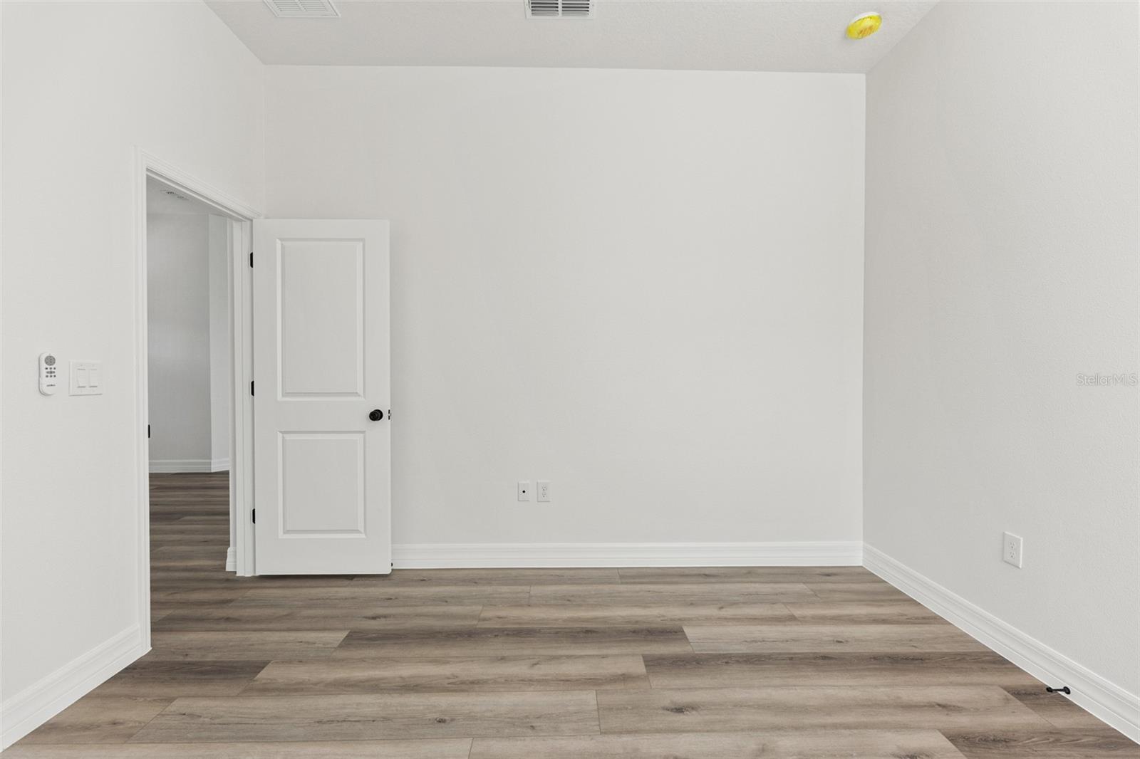 BEACON WOODS VILLAGE - Residential