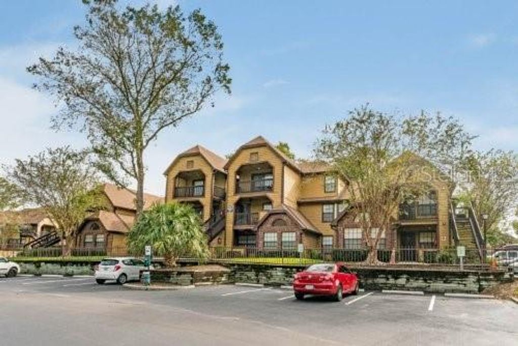 Photo of 340 Forestway Circle #302, Altamonte Springs, FL 32701 (MLS # O6381182)