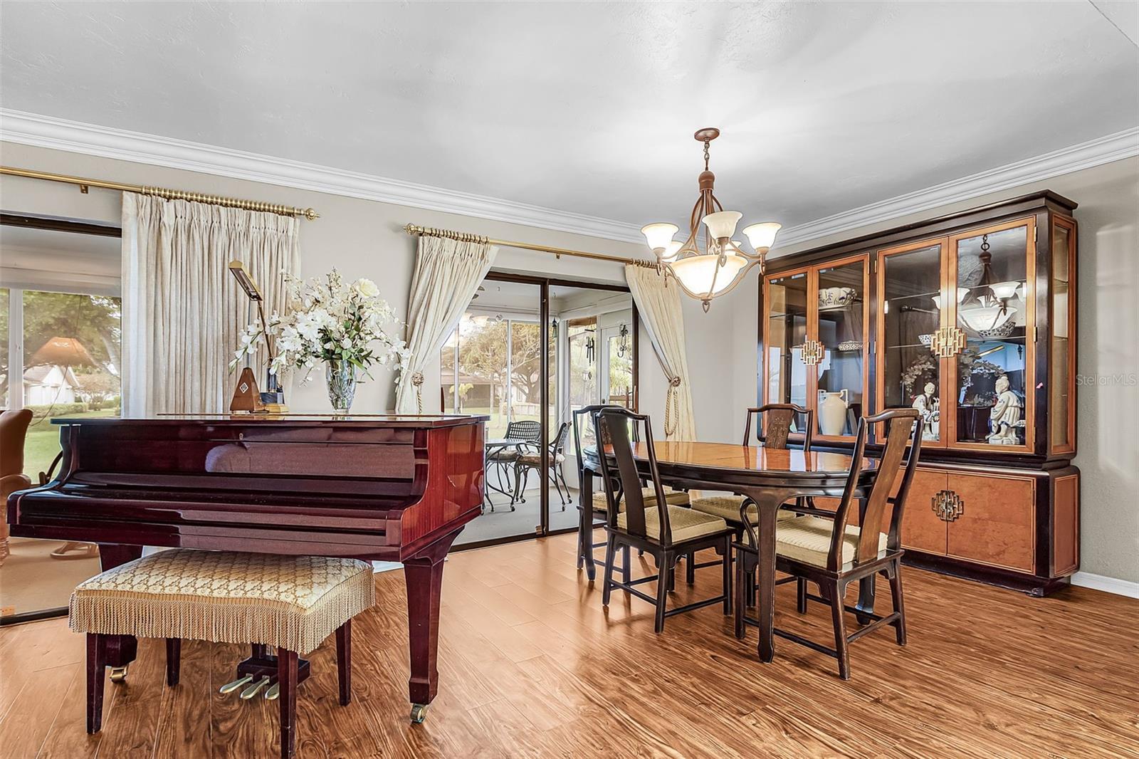 WHISKEY CREEK VILGE GREEN S EC 12 OR 1614 PG 1187 - Residential